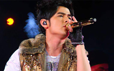 退后吉他谱_周杰伦_C调简单版吉他谱_吉他弹唱教学