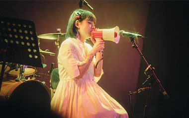 自我介绍吉他谱_曾雪雅_C调指法原版吉他谱_吉他弹唱教学